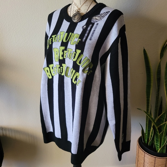Hot Topic Beetlejuice Stripe Sweater - Picture 3 of 10